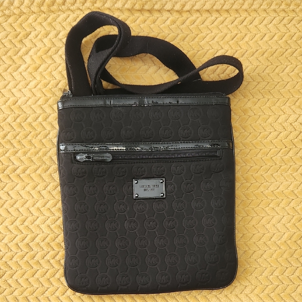 Michael Kors Crossbody Bag